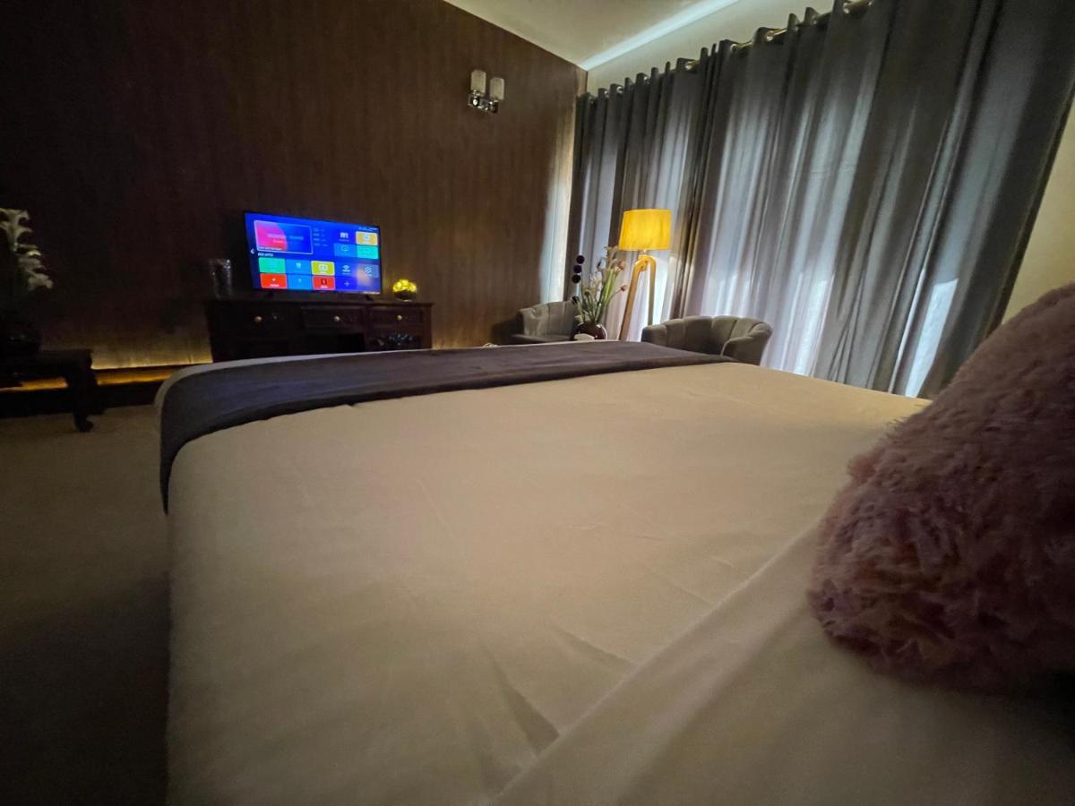 Laca Sa Lodge Opp Canturus Mall Ισλαμαμπάντ Εξωτερικό φωτογραφία