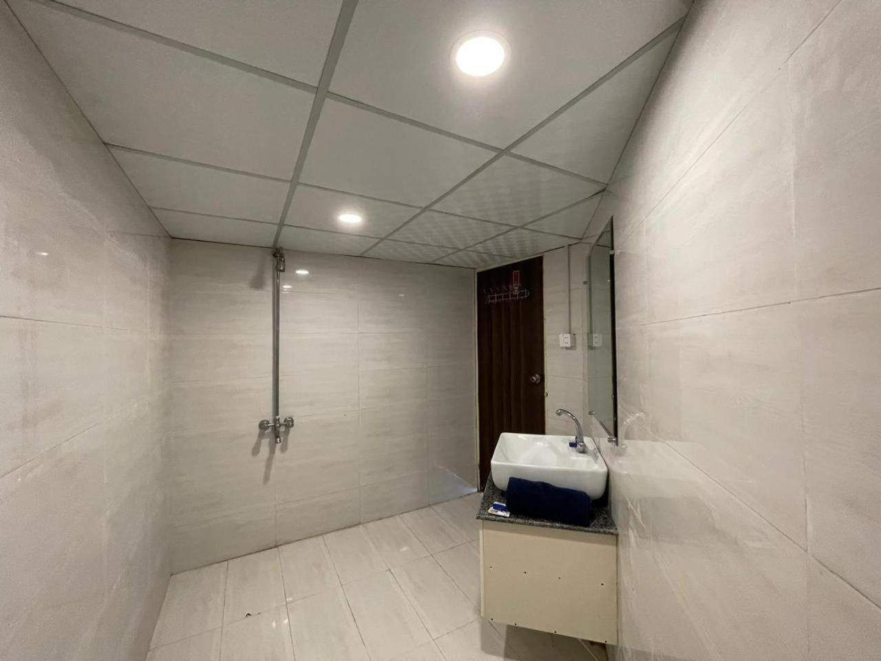 Laca Sa Lodge Opp Canturus Mall Ισλαμαμπάντ Εξωτερικό φωτογραφία