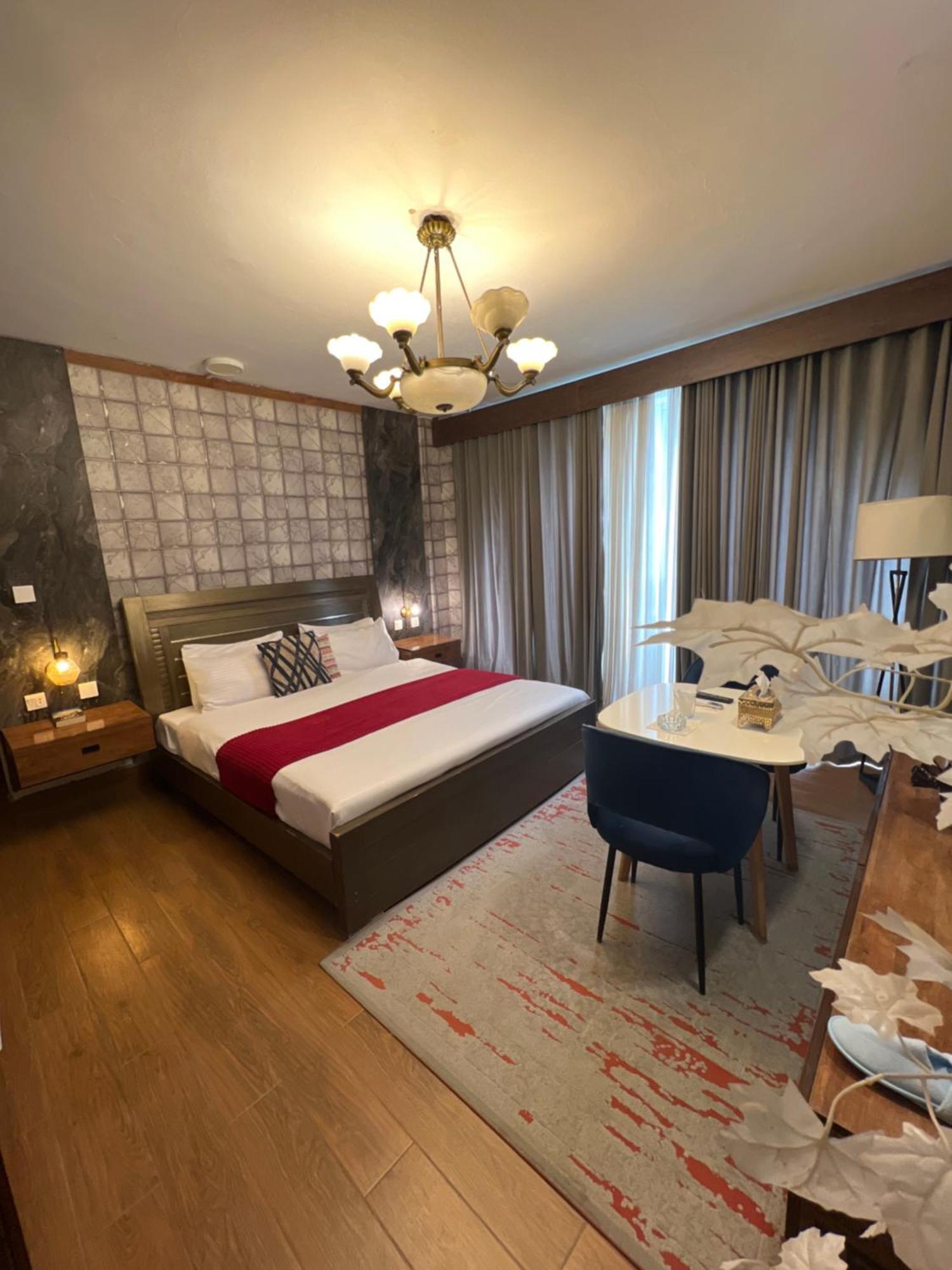 Laca Sa Lodge Opp Canturus Mall Ισλαμαμπάντ Εξωτερικό φωτογραφία